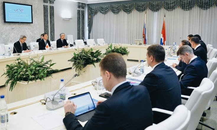 Юрий Трутнев провел День инвестора во Владивостоке