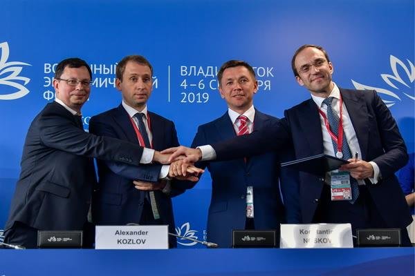 На полях ВЭФ-2019 подписаны крупные соглашения