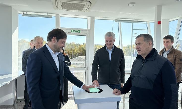 В посёлке Николаевка на Камчатке прошло открытие новой взлётно-посадочной полосы