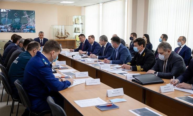 Юрий Трутнев: Корсаковский морской торговый порт надо приводить в порядок
