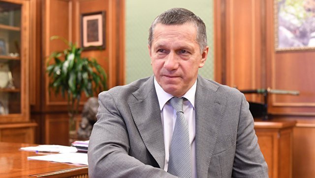 Юрий Трутнев передал бойцам на передовую СВО снаряжение и оборудование