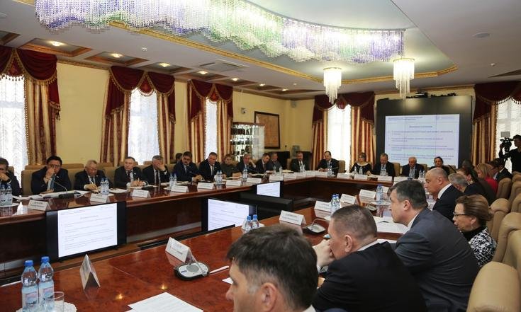 Парламентарии обсудили развитие Дальнего Востока и Арктики