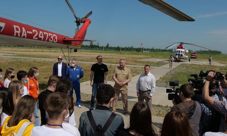 Участники Всероссийских конкурсов «Твой Ход» и «Большая перемена» посетили космодром Восточный в Амурской области