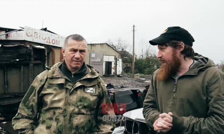 Юрий Трутнев во время рабочей поездки в ДНР встретился и пообщался с военным корреспондентом Семёном Пеговым
