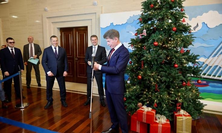 Юные дальневосточники получат подарки от руководства региона