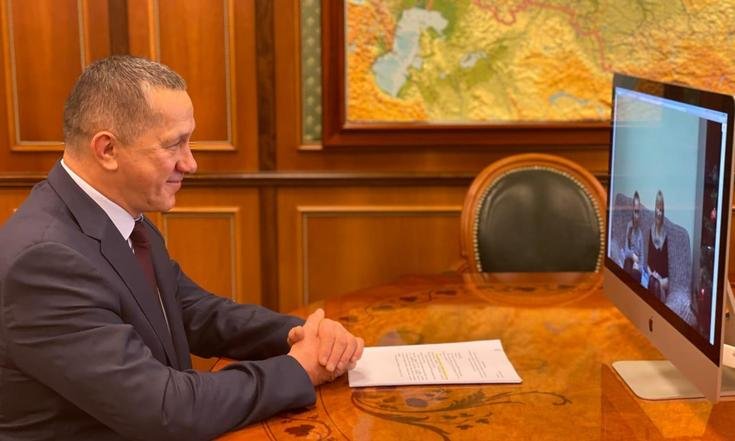 Важно, чтобы мечты осуществлялись: Юрий Трутнев подарил подарки детям