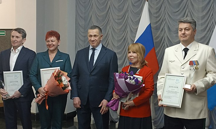 В Хабаровске прошло награждение победителей и лауреатов премии «Звезда Дальнего Востока»