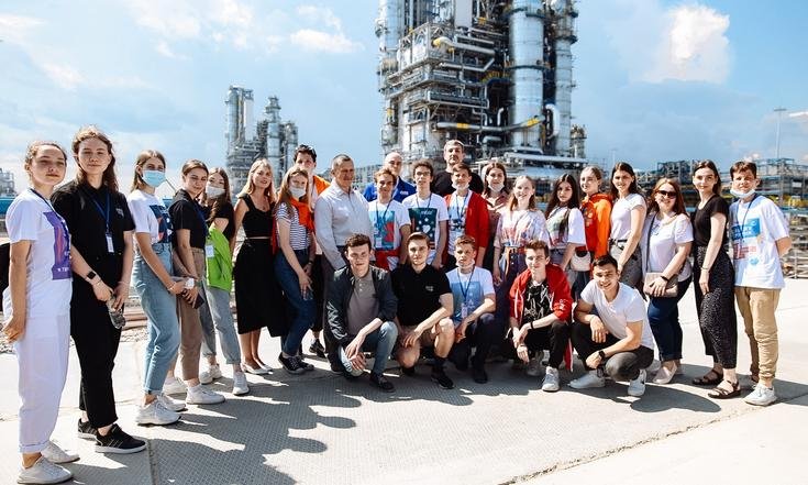 Участники Всероссийских конкурсов «Твой Ход» и «Большая перемена» посетили космодром Восточный в Амурской области