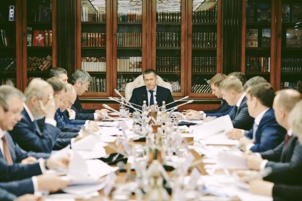 Совещание по интеграции двух новых дальневосточных регионов - Забайкальского края и Республики Бурятия – в социально-экономическое пространство ДФО