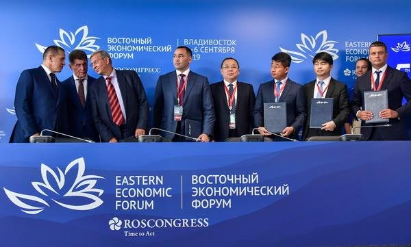 На полях ВЭФ-2019 подписаны крупные соглашения