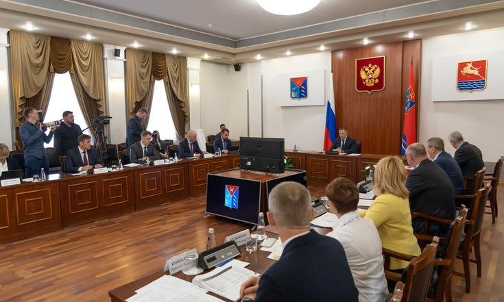 Юрий Трутнев: необходимо повышать уровень самообеспеченности Магаданской области продуктами