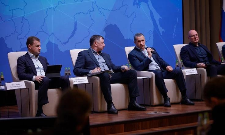 Вице-премьеры и руководство ДФО обсудили меры, направленные на увеличение объёмов жилищного строительства